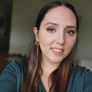 Meet your Posher, Mina